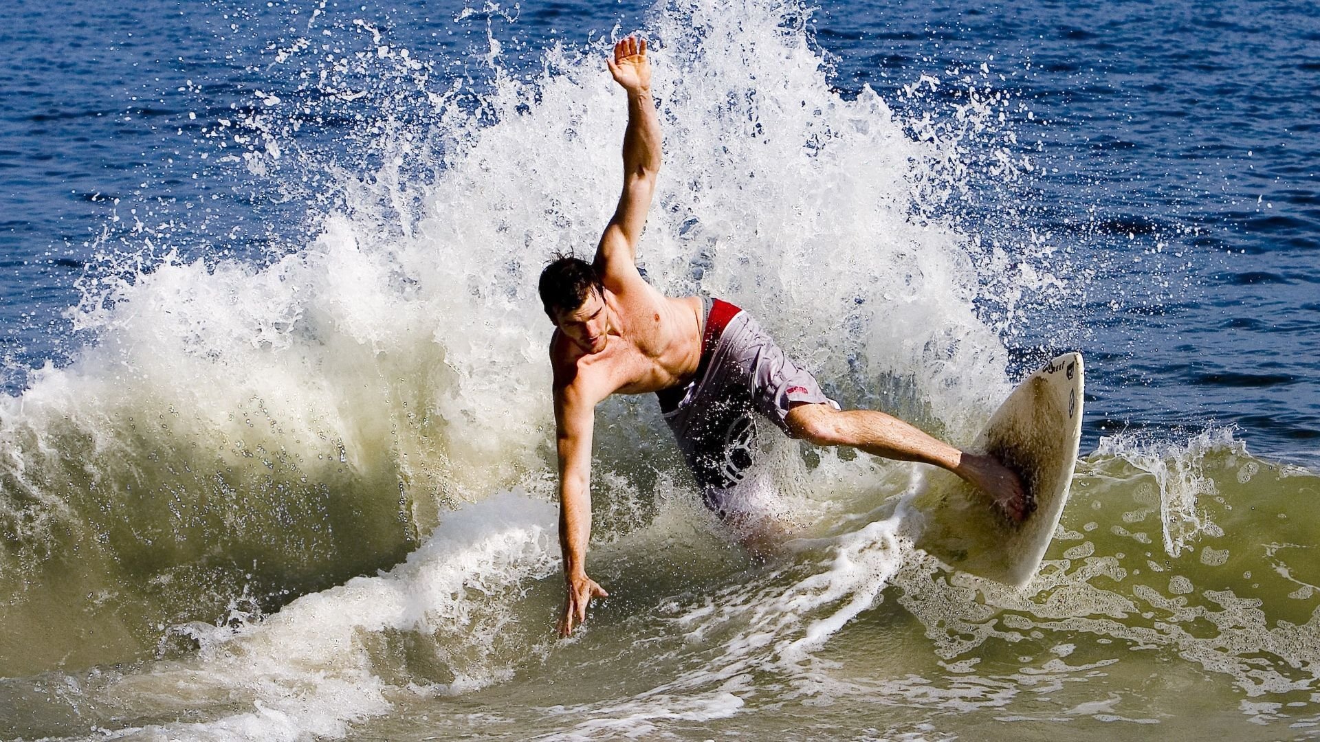 冬季越野滑雪，雪白世界的速度冒险，越野滑雪视频