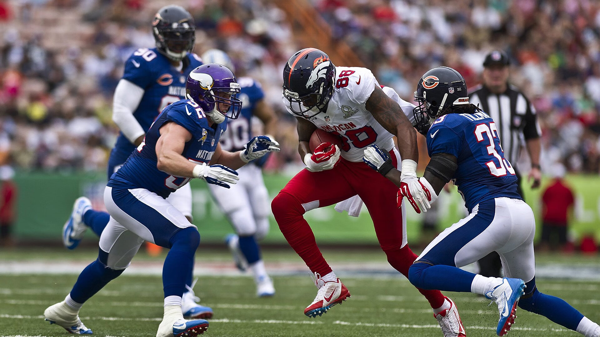 掘金翻盘步行者，系列赛焦点战中约基奇双手暴扣点燃全场，掘金队约基奇之前的中锋